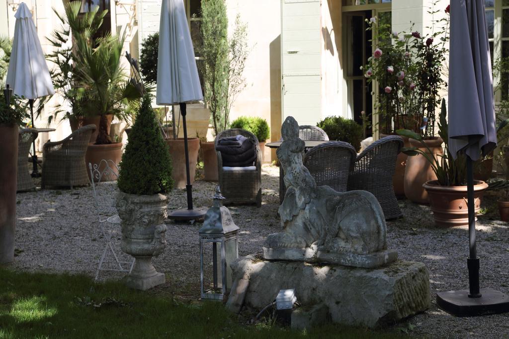 Le Mas Saint Florent Arles Esterno foto