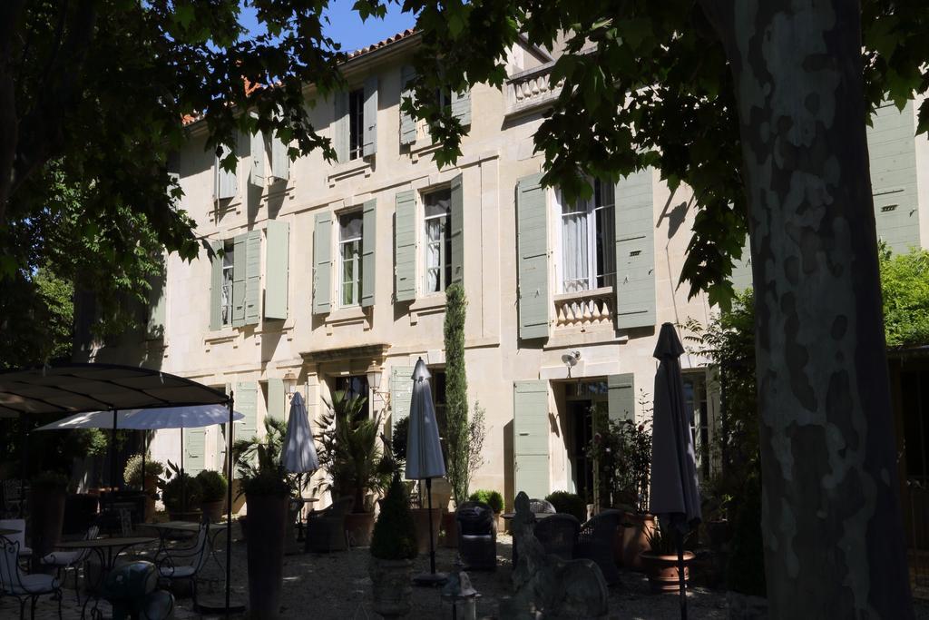 Le Mas Saint Florent Arles Esterno foto
