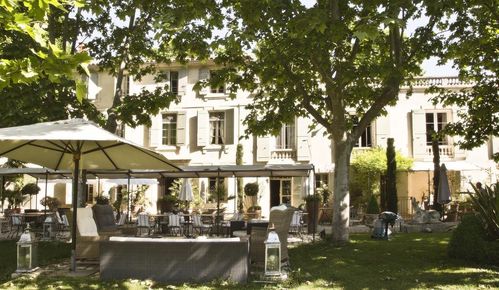 Le Mas Saint Florent Arles Esterno foto