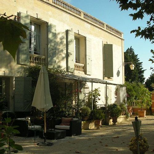 Le Mas Saint Florent Arles Esterno foto